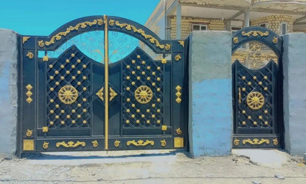 نصب درب فلزی