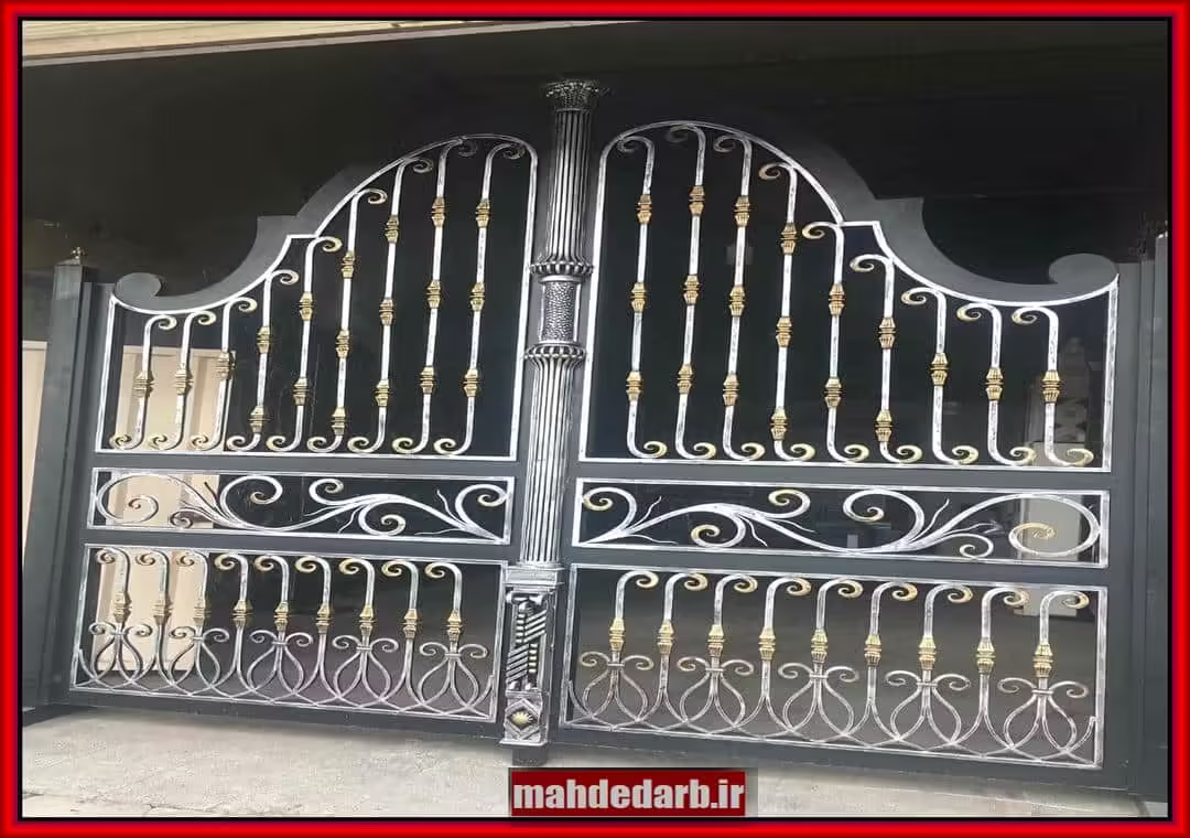 تناسب درب ویلایی مدرن با طراحی ویلا تناسب درب ویلایی مدرن با طراحی ویلا