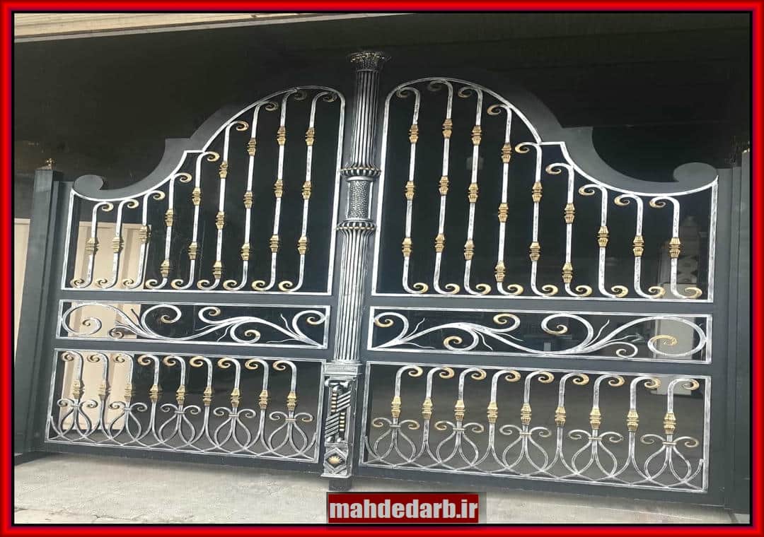 تناسب درب ویلایی مدرن با طراحی ویلا