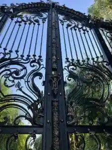 درب الیزه نفررو درب الیزه نفررو