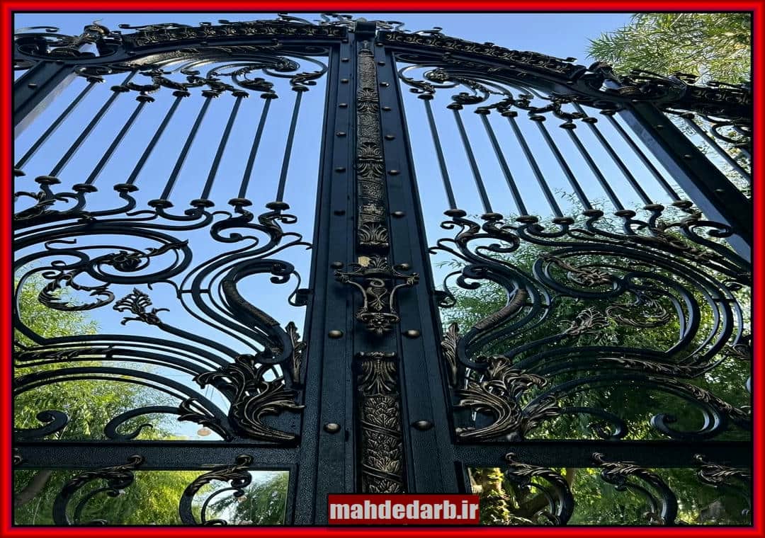 راهنمای انتخاب درب حیاط ویلایی