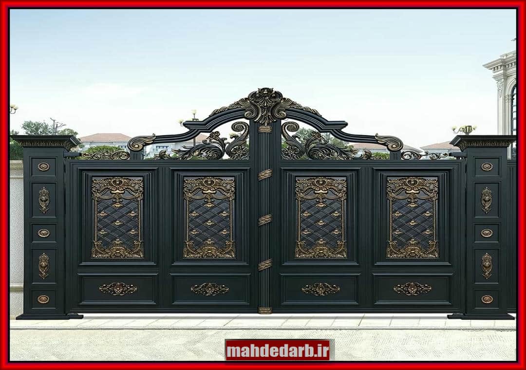 رنگ درب حیاط