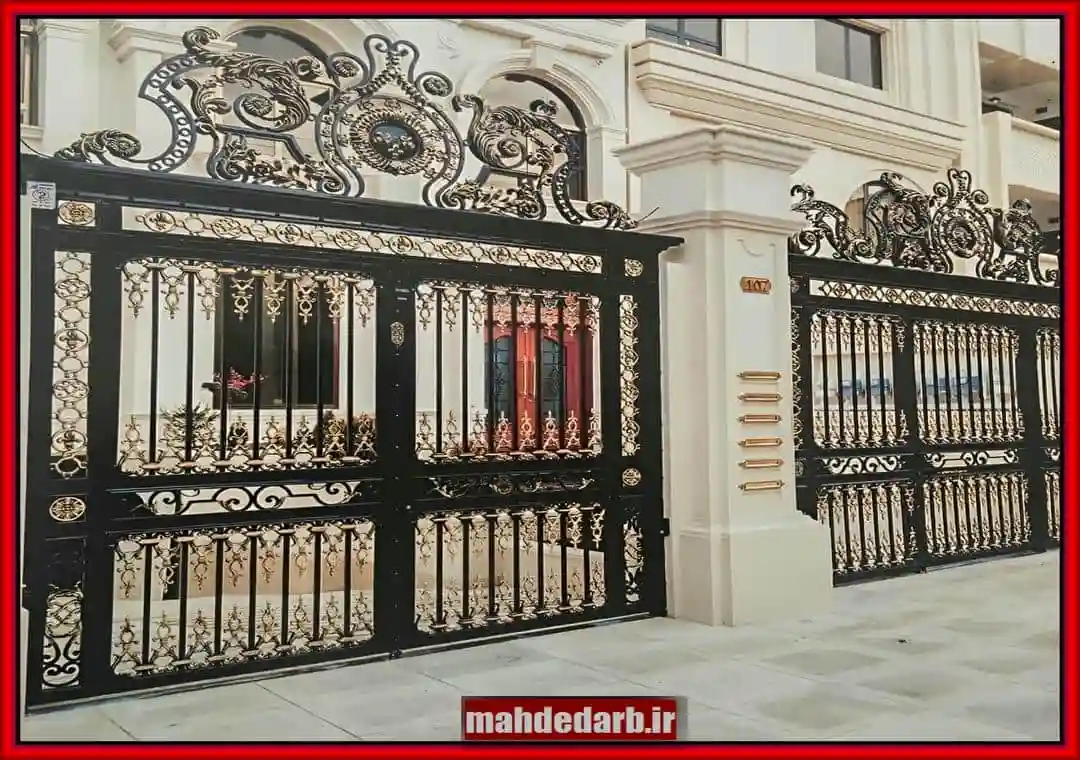 درب حیاطی فلزی دست ساز لاکچری درب حیاطی فلزی دست ساز لاکچری