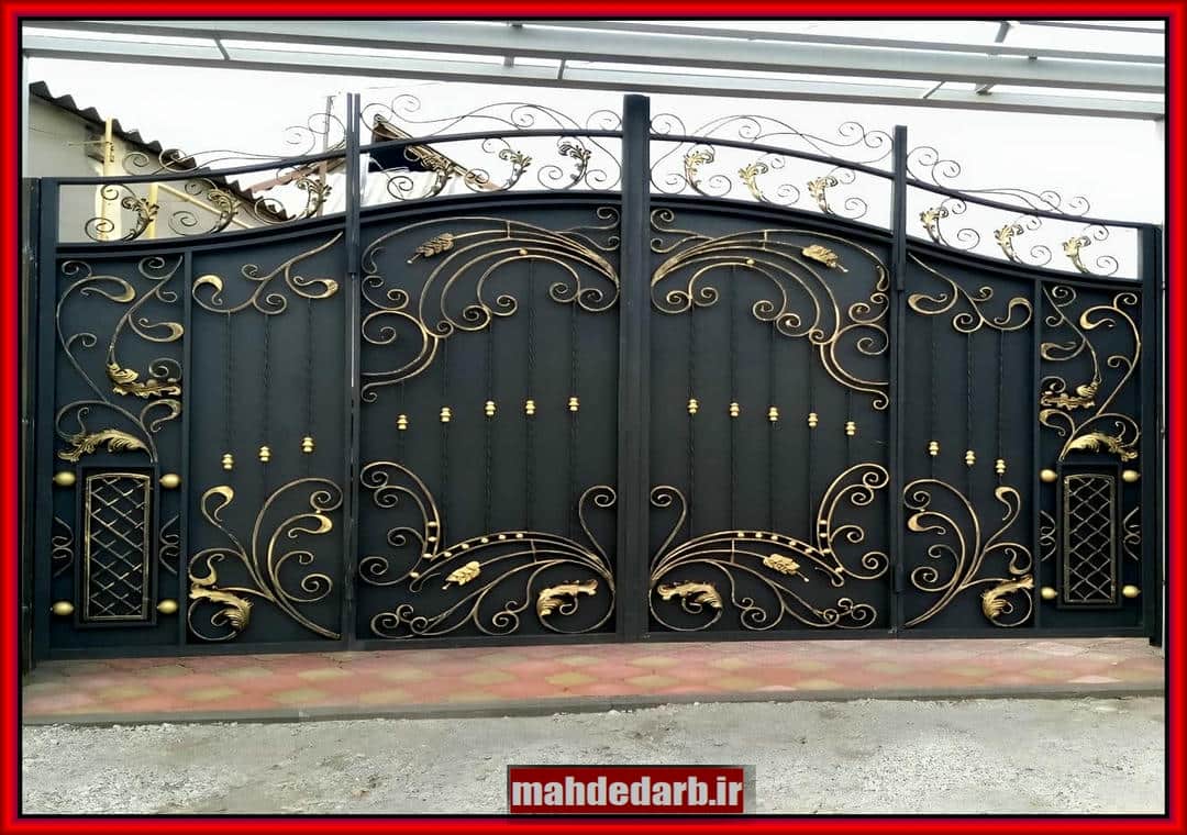 درب فلزی با پوشش های رنگی مدرن