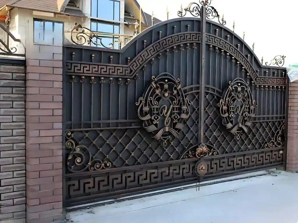 درب حیاط مهندسی ساز با سیستم اتوماسیون