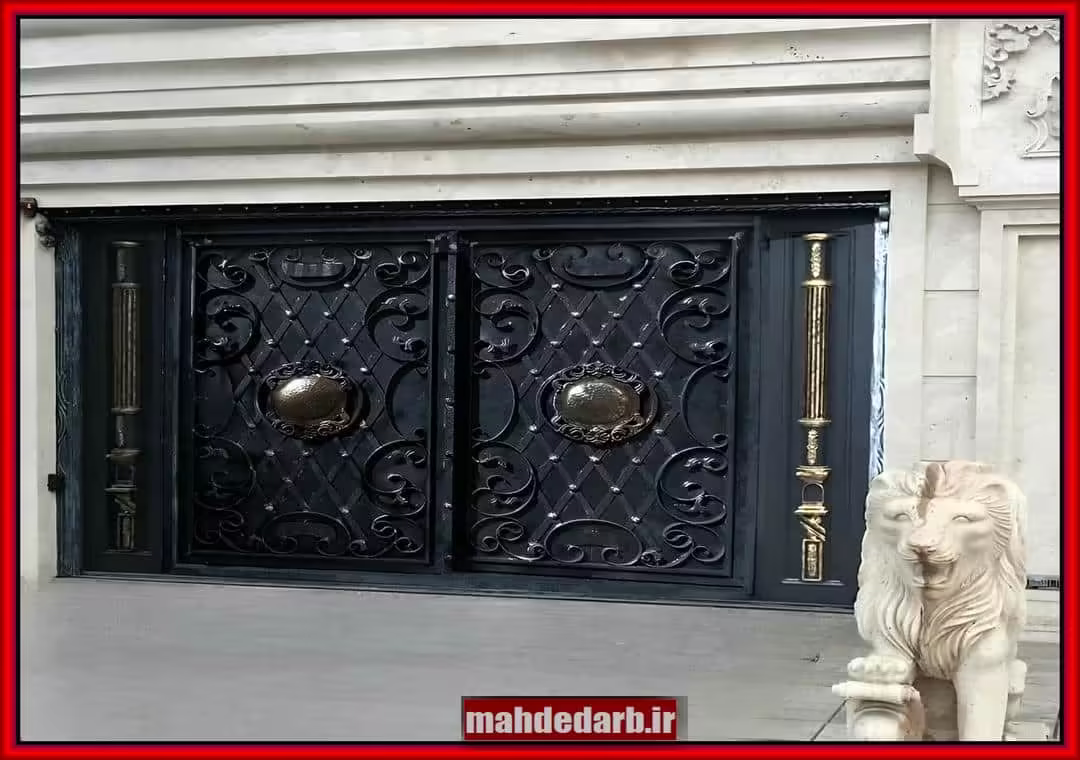 نحوه انتخاب مدل درب حیاط ساده و شیک دو لنگه نحوه انتخاب مدل درب حیاط ساده و شیک دو لنگه