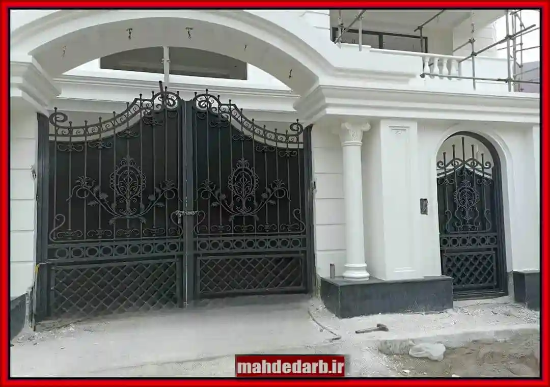 نصب درب حیاط شیک مدرن و مقاوم نصب درب حیاط شیک مدرن و مقاوم