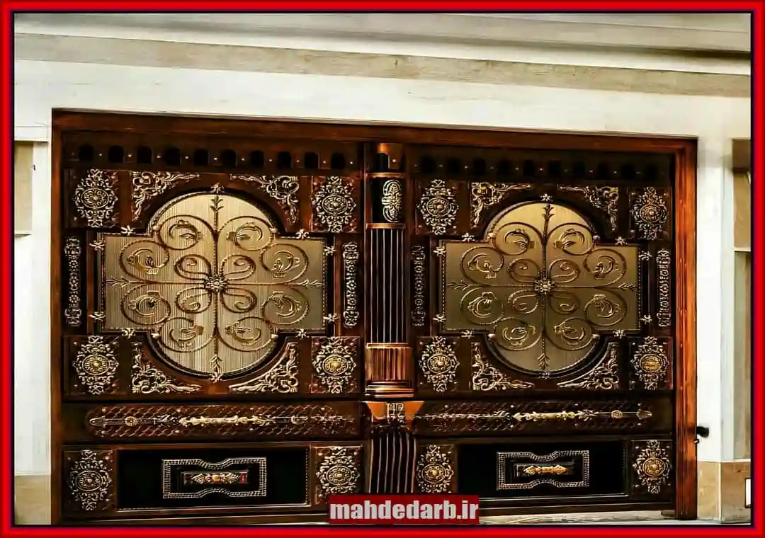 سنگ زنی و فلپ زنی درب فرفورژه سنگ زنی و فلپ زنی درب فرفورژه