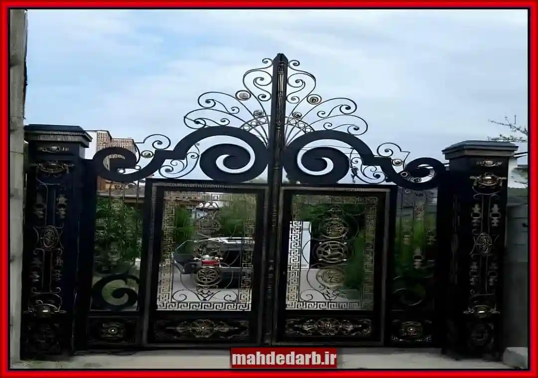 درب ورودی ویلا کلاسیک درب ورودی ویلا کلاسیک