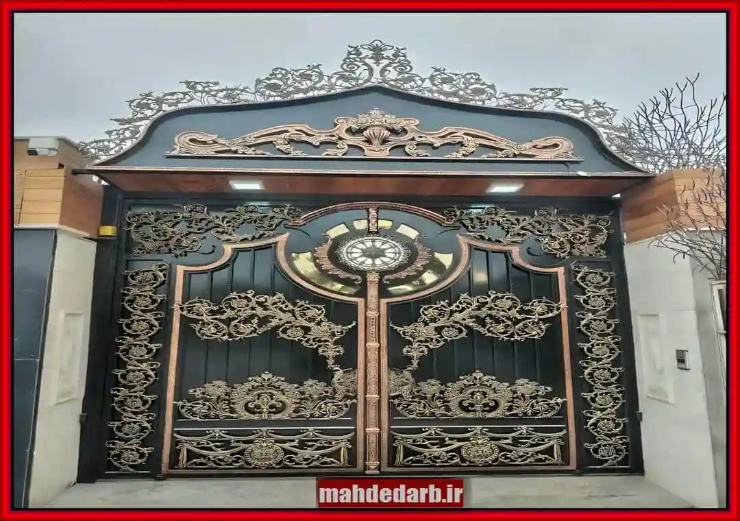 درب حیاط فلزی ماشین رو