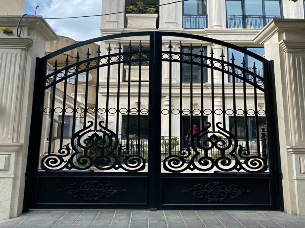 مراحل ساخت درب های فلزی مراحل ساخت درب های فلزی