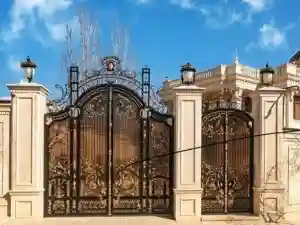 انتخاب درب آهنی پارکینگ آپارتمان