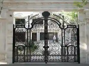 درب حیاط مهندسی ساز