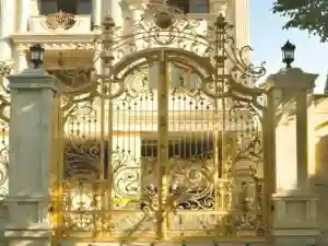 درب ویلایی ساختمان