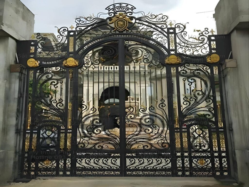 درب حیاط رنگی درب حیاط رنگی