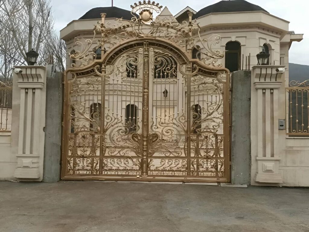 درب فرفورژه ورودی ساختمان درب فرفورژه ورودی ساختمان