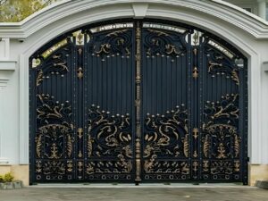 طرح های درب حیاط شیک و مدرن