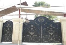 درب آهنی دو لنگه