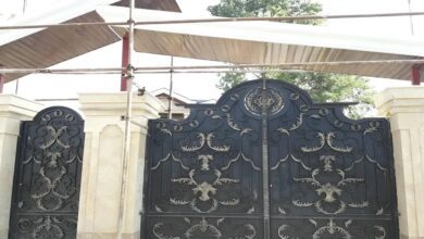 درب آهنی دو لنگه