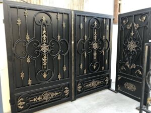 نقشه ساخت و طراحی درب حیاط