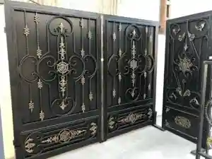 نقشه ساخت و طراحی درب حیاط