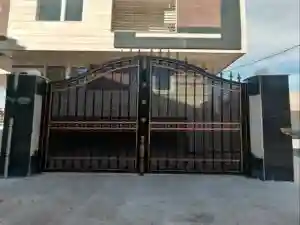 ساخت درب فلزی پارکینگ