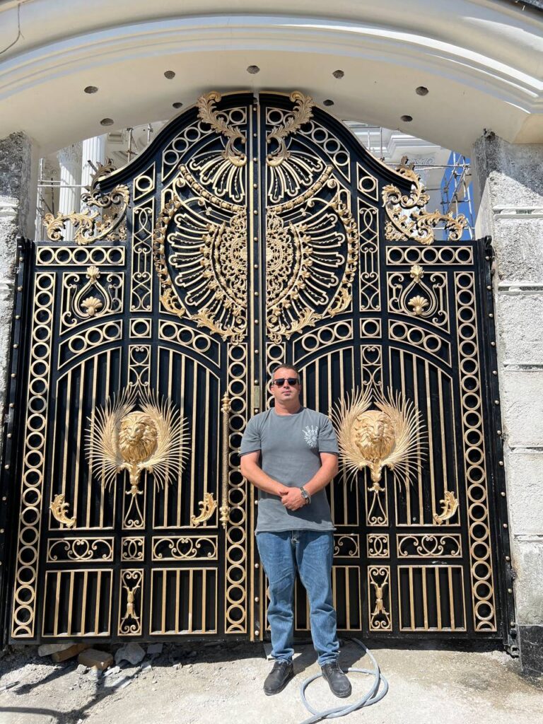 درب حیاط لوکس و لاکچری درب حیاط لوکس و لاکچری