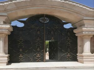 ابعاد انواع خودرو برای ساخت درب پارکینگ