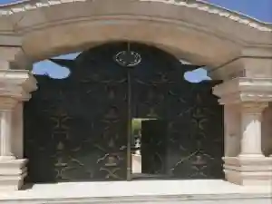 ابعاد انواع خودرو برای ساخت درب پارکینگ