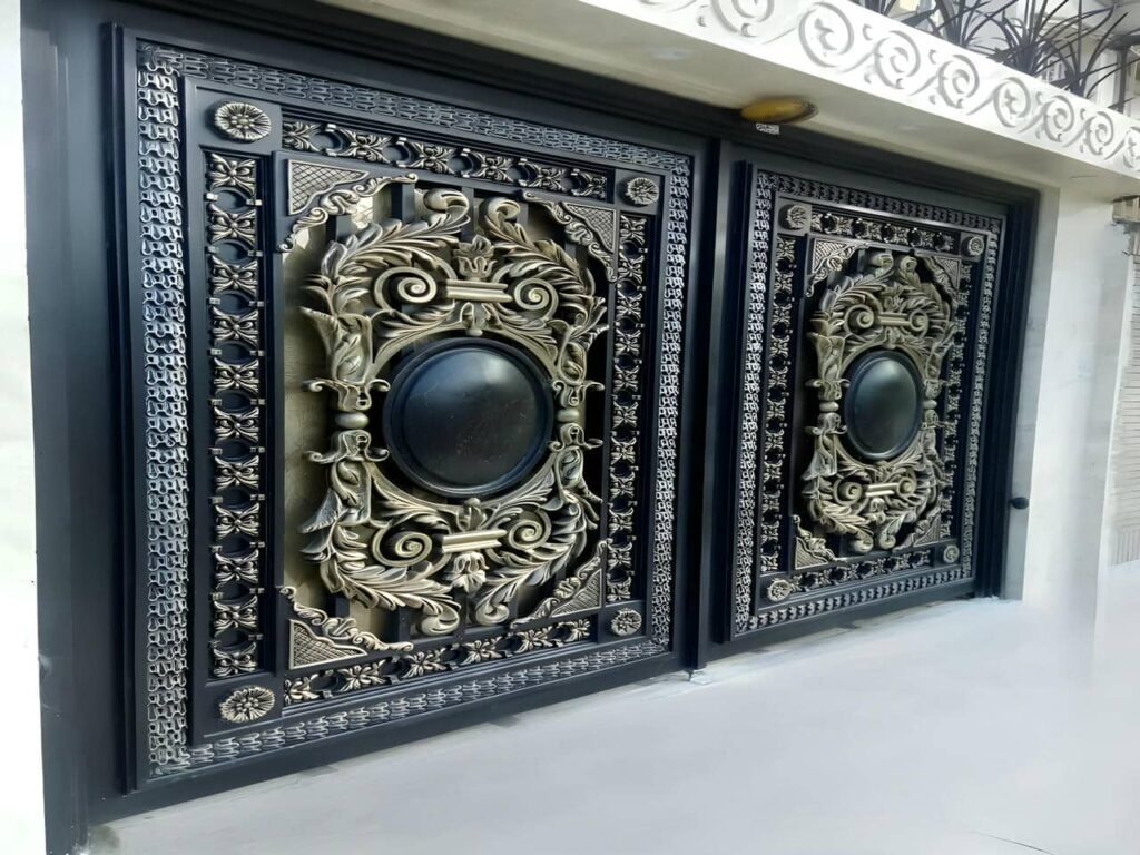 درب پارکینگ جنوبی ساختمان درب پارکینگ جنوبی ساختمان