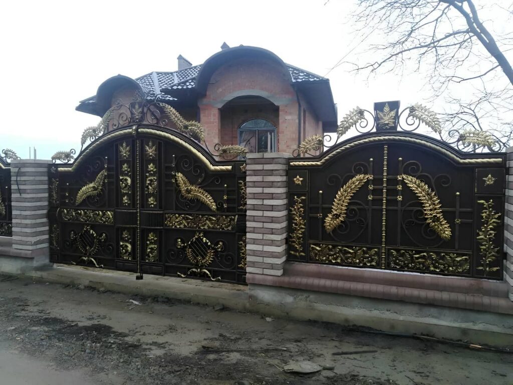 درب فرفورژه باغ درب فرفورژه باغ