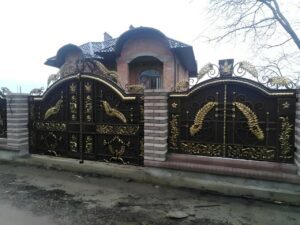 درب فرفورژه باغ