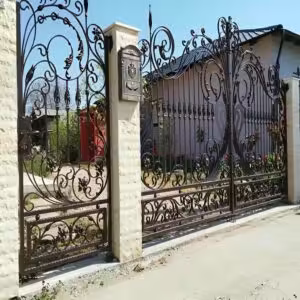 خرید درب پارکینگ فرفورژه مدرن و لوکس