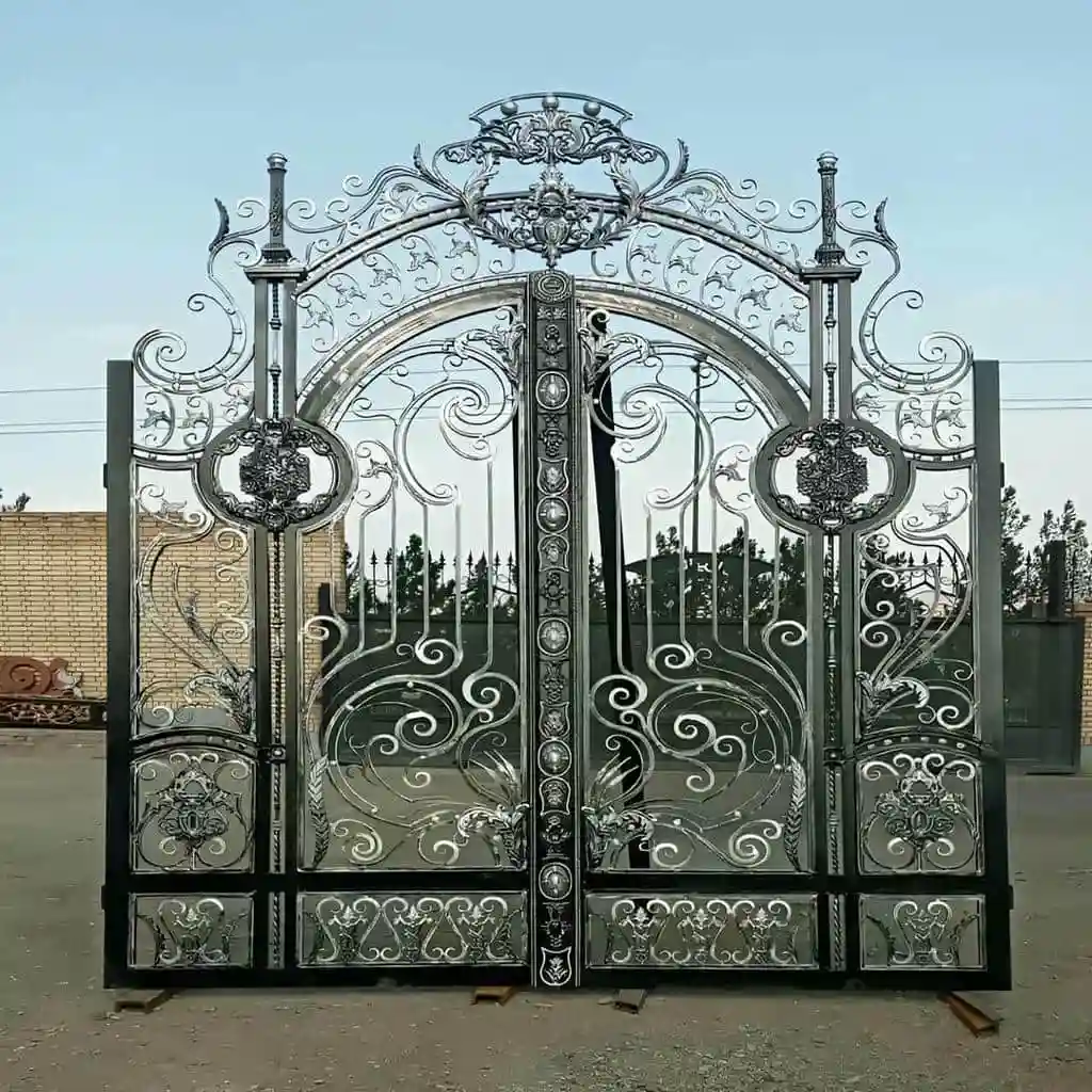 ساخت درب فرفورژه فلزی