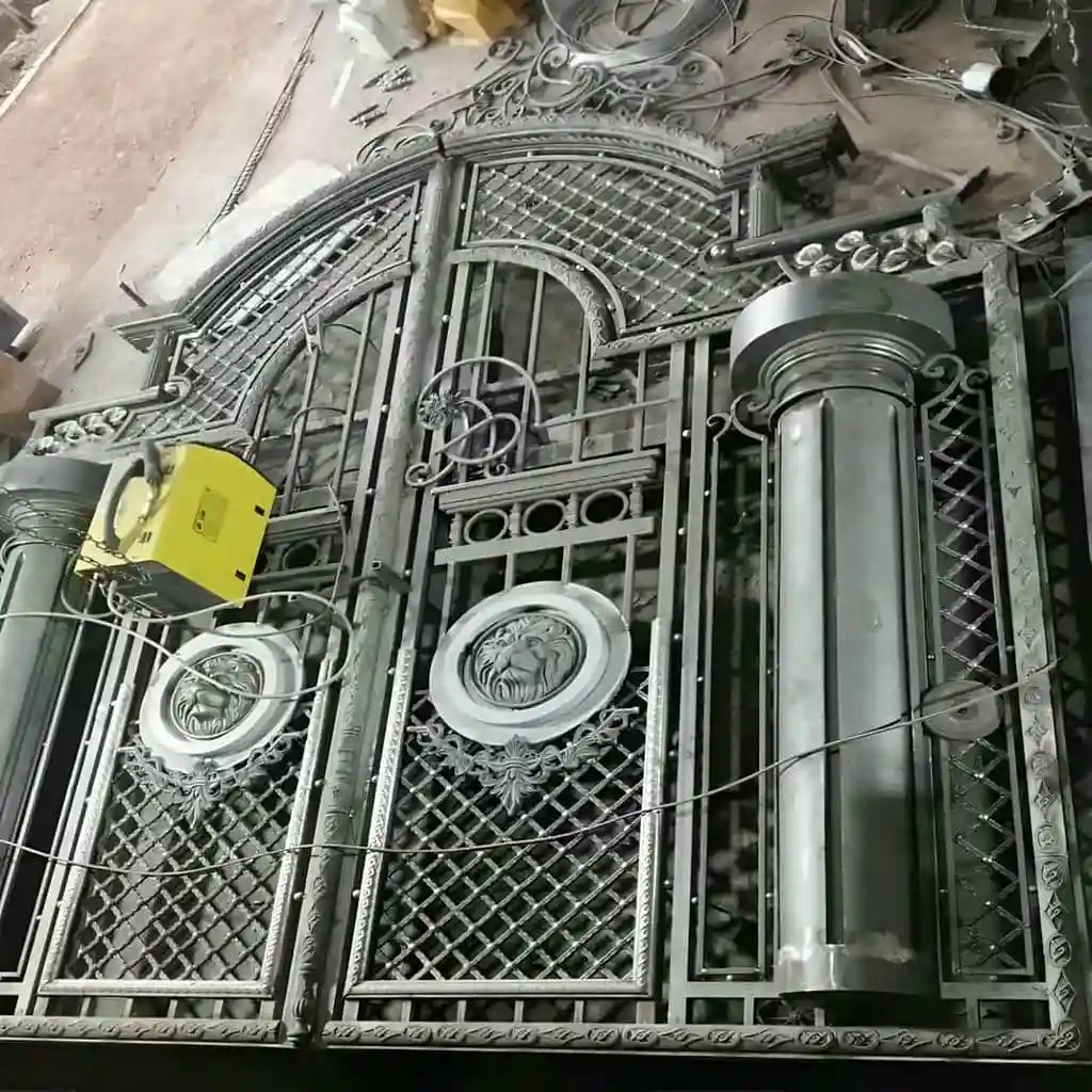 ساخت درب فلزی لوکس