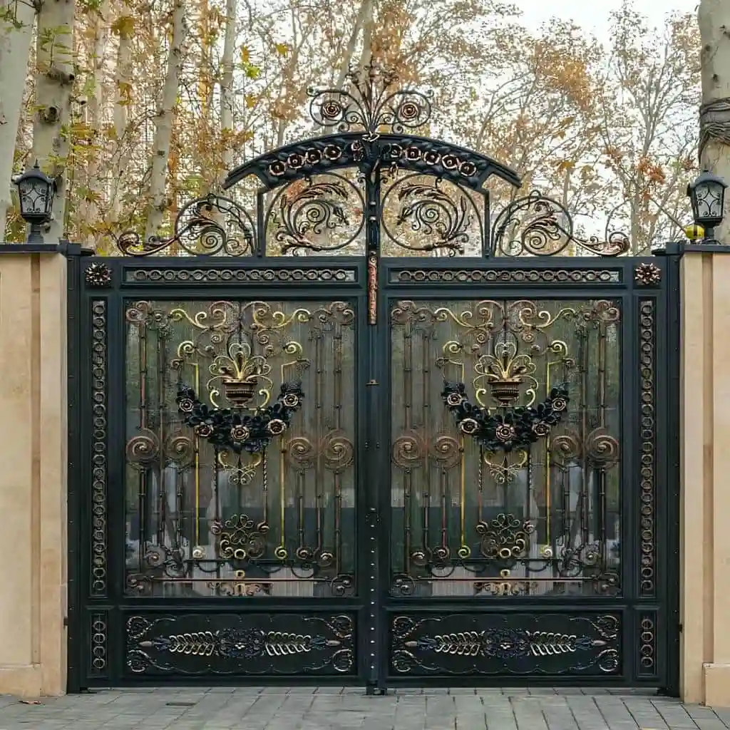 ساخت درب حیاط ساده و شیک