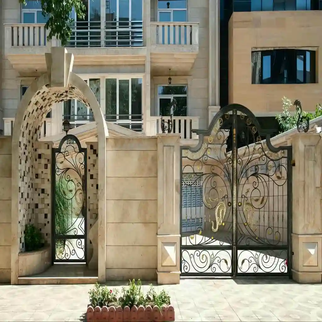 خرید درب فلزی ساده و شیک ورودی ساختمان