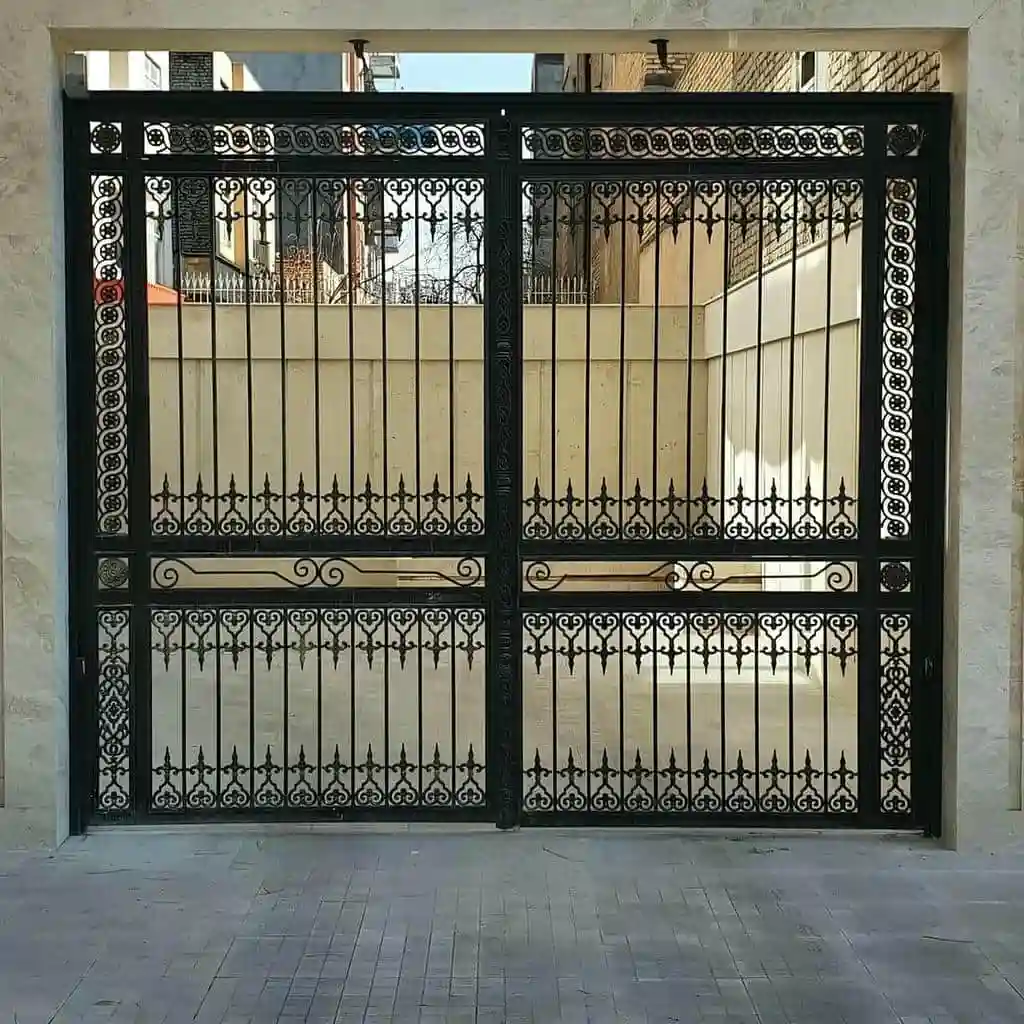 خرید مستقیم درب ویلایی فرفورژه