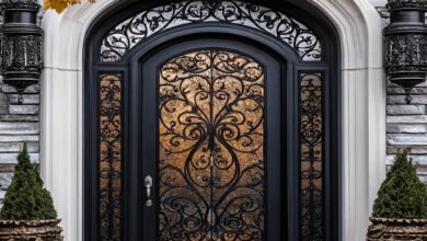 درب حیاط فرفورژه ویلا در مهرشهر کرج