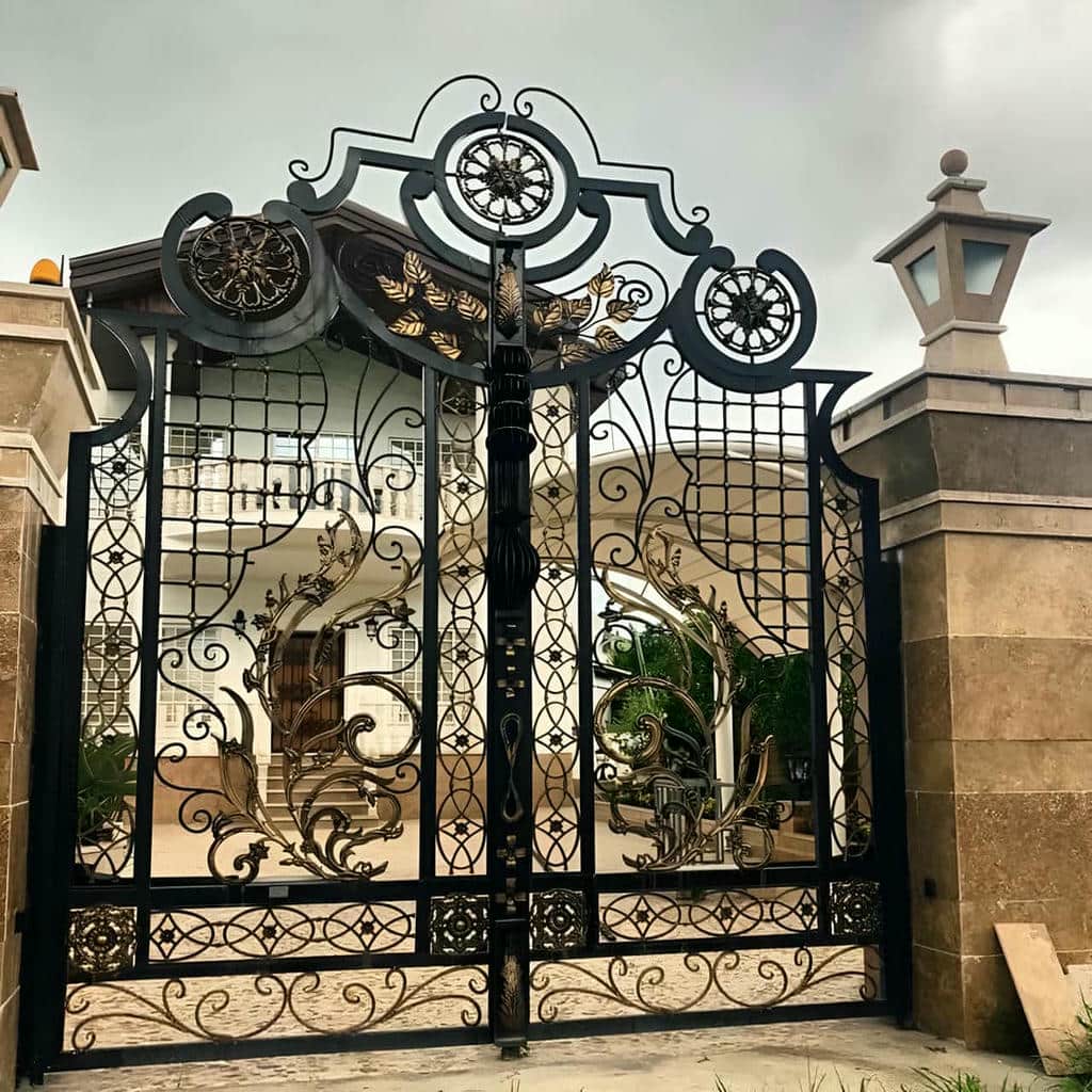 درب فرفورژه ویلا در بندر لنگه