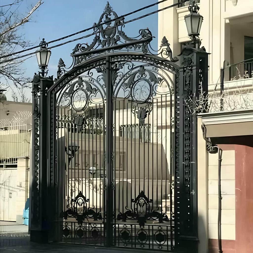 خرید درب حیاط فرفورژه ویلا مرطوب در نوشهر