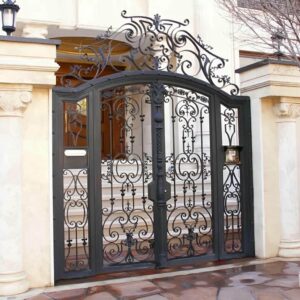 درب فرفورژه در بندر سیراف