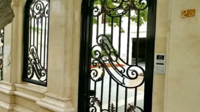 درب حیاط فرفورژه ویلا در ابوموسی