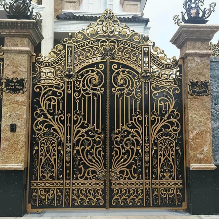 درب حیاط فرفورژه ویلا در پردیس درب حیاط فرفورژه ویلا در پردیس