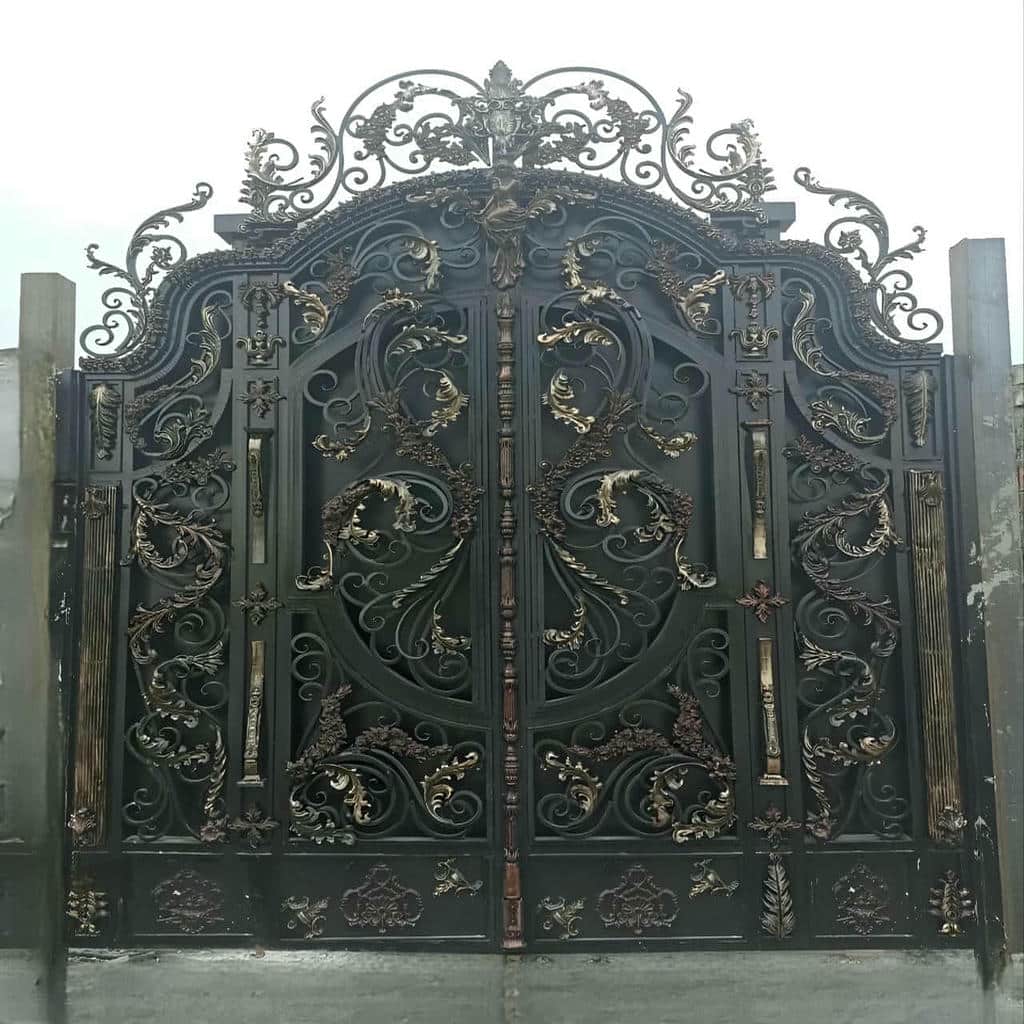 فروش درب حیاط فرفورژه ویلا مدرن در ساوه