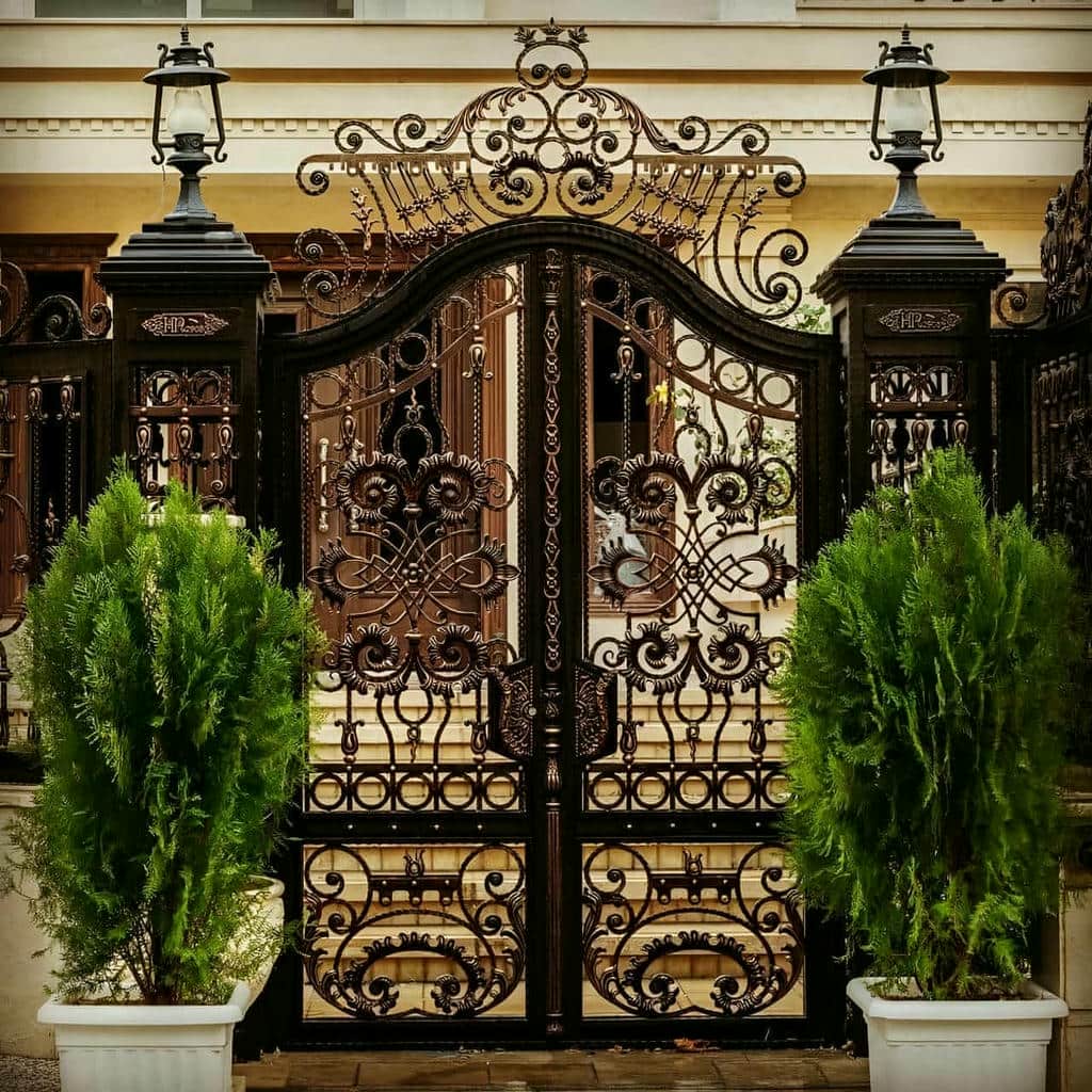 خرید درب فرفورژه ویلا ساده در استان گیلان