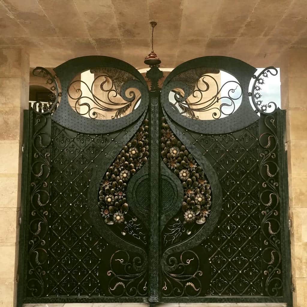 فروش درب حیاط فرفورژه ویلا مدرن در سبزوار