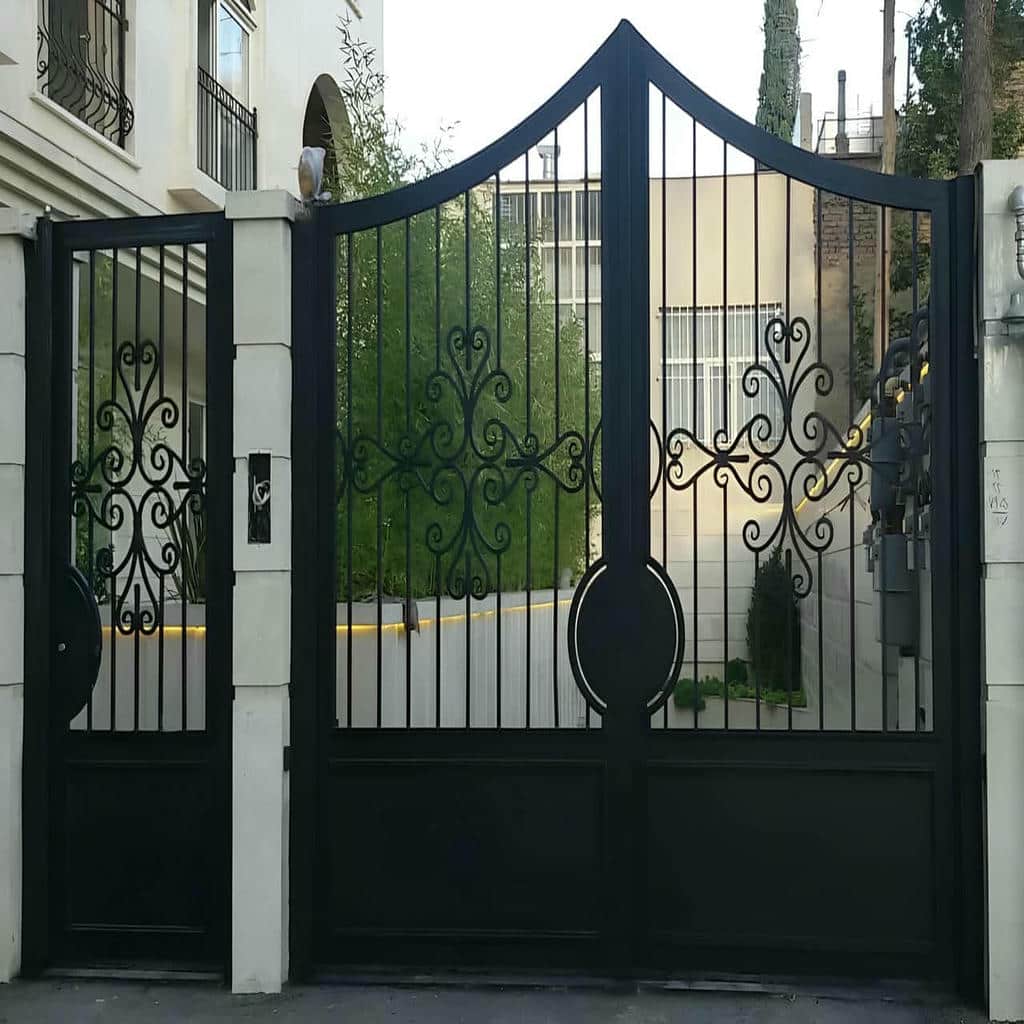 کارخانه درب فرفورژه سفارشی در بندر کنارک