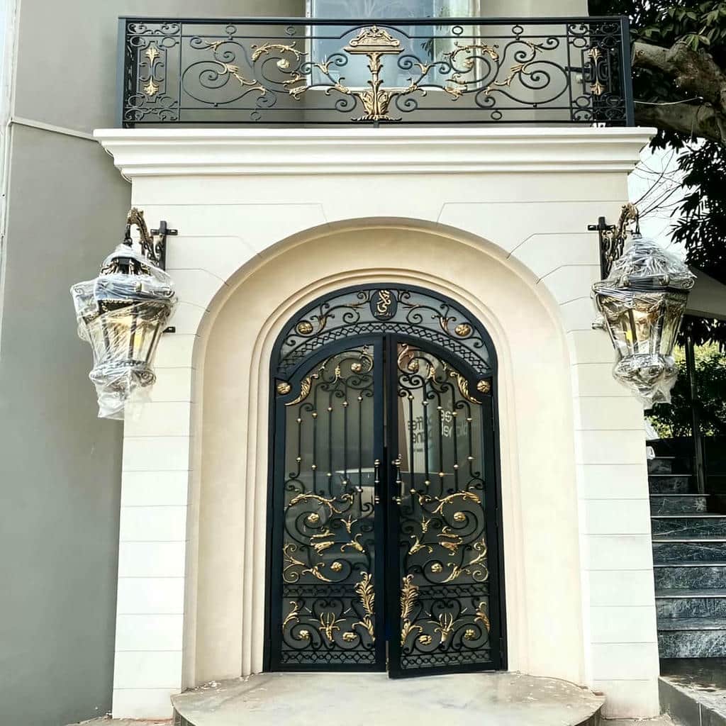 قیمت درب فرفورژه ویلا پارکینگ ویلا در بندر شیوء