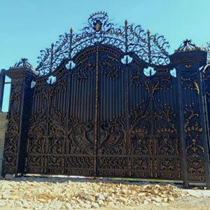 درب فرفورژه ویلا در بندر انزلی